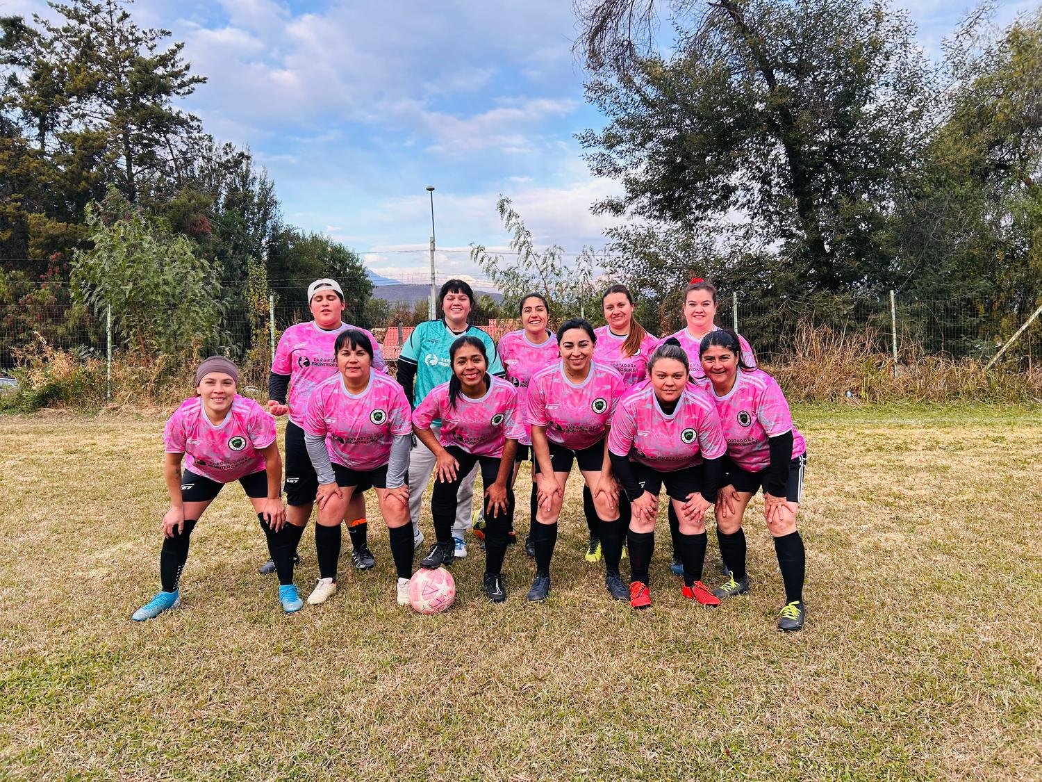 Mujeres · Plantel 2026